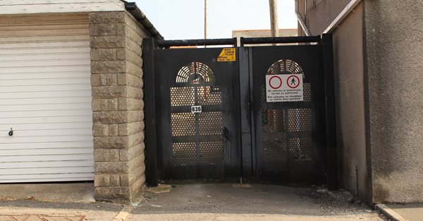 alley gates cleaning service jobs