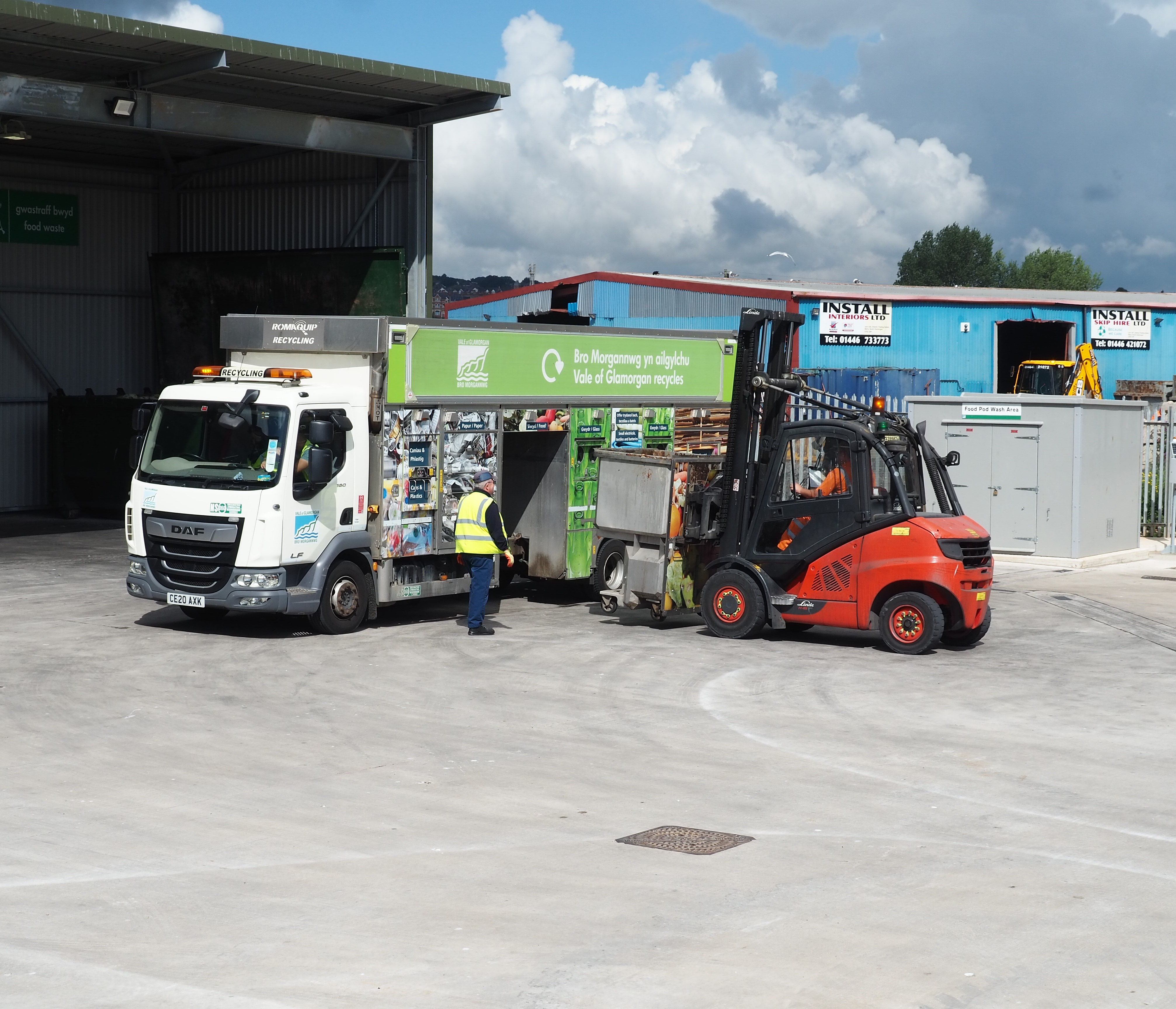 Commercial recycling vehicle and site