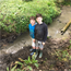volunteers-at-river-clean