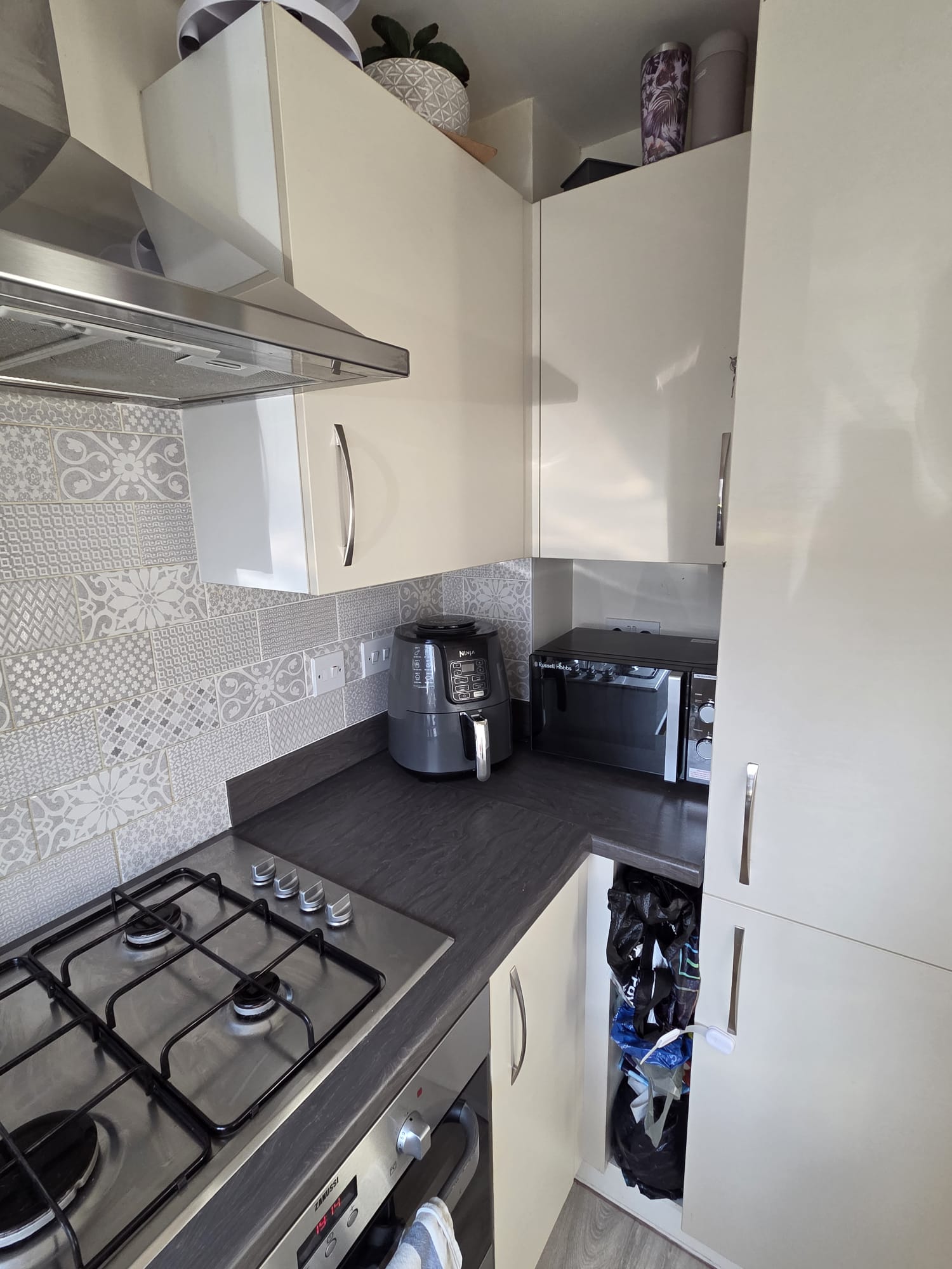 10 Rhodfa Seabright Kitchen 2