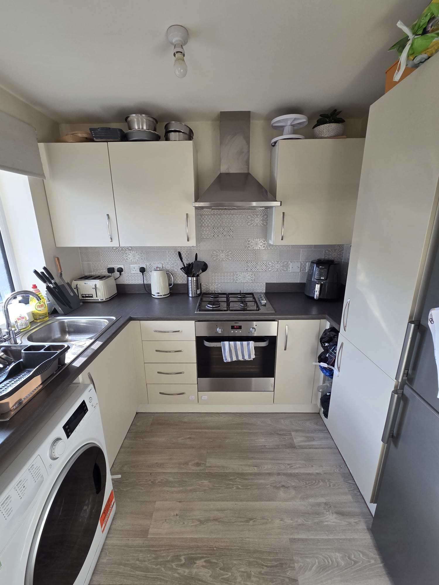 10 Rhodfa Seabright Kitchen 3