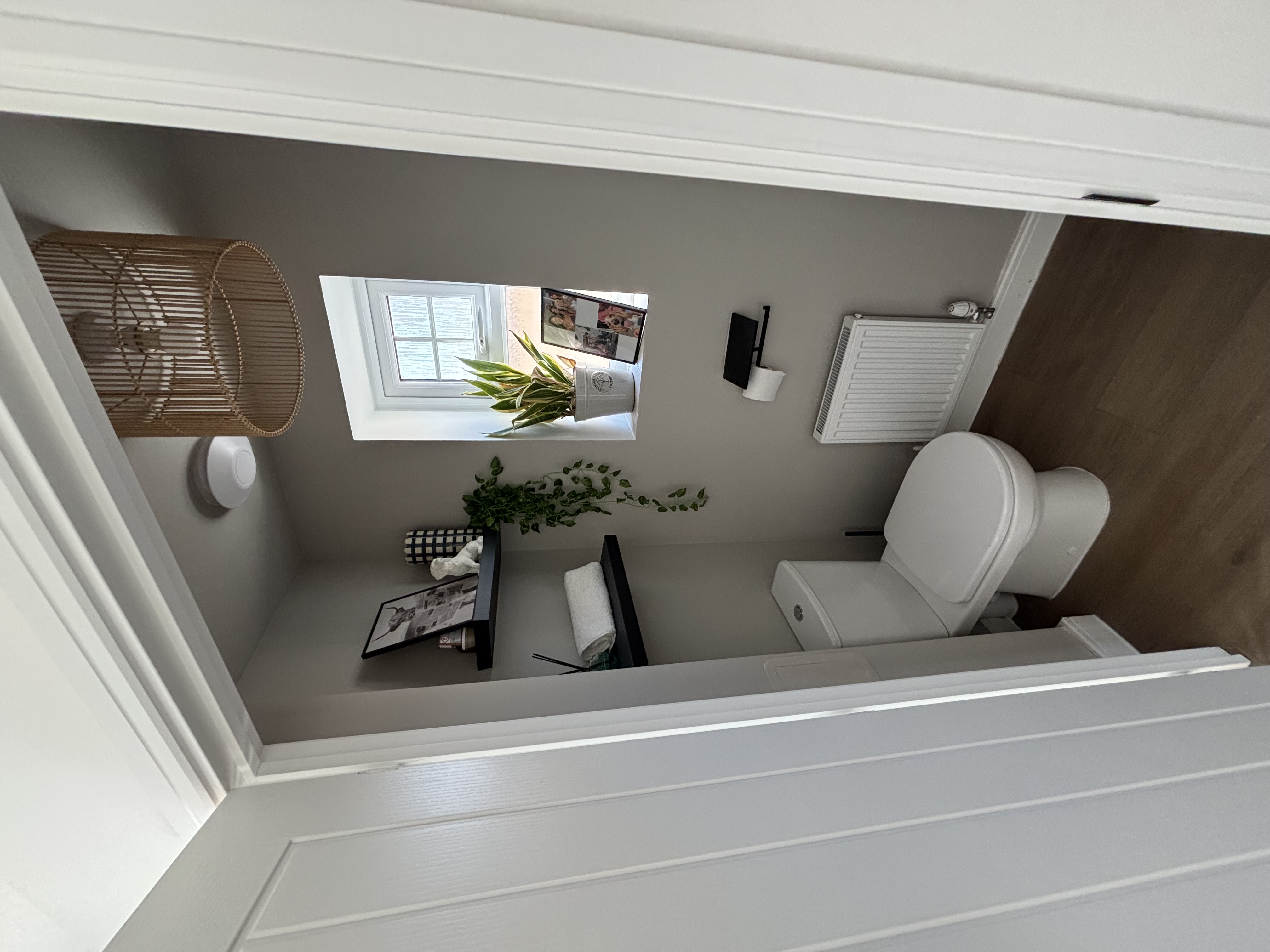 12 Fitzhamon Close Downstairs WC