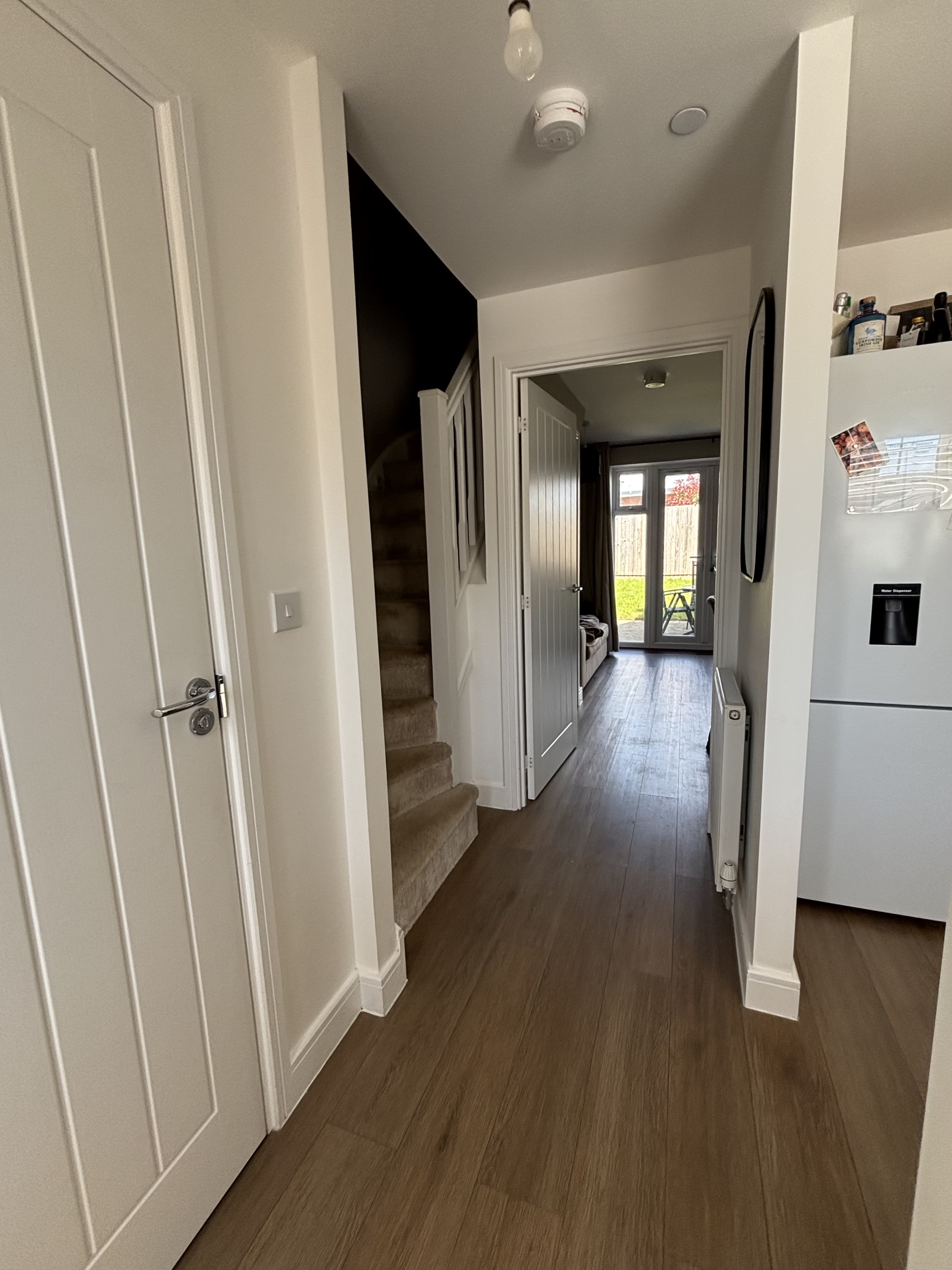 12 Fitzhamon Close Hallway