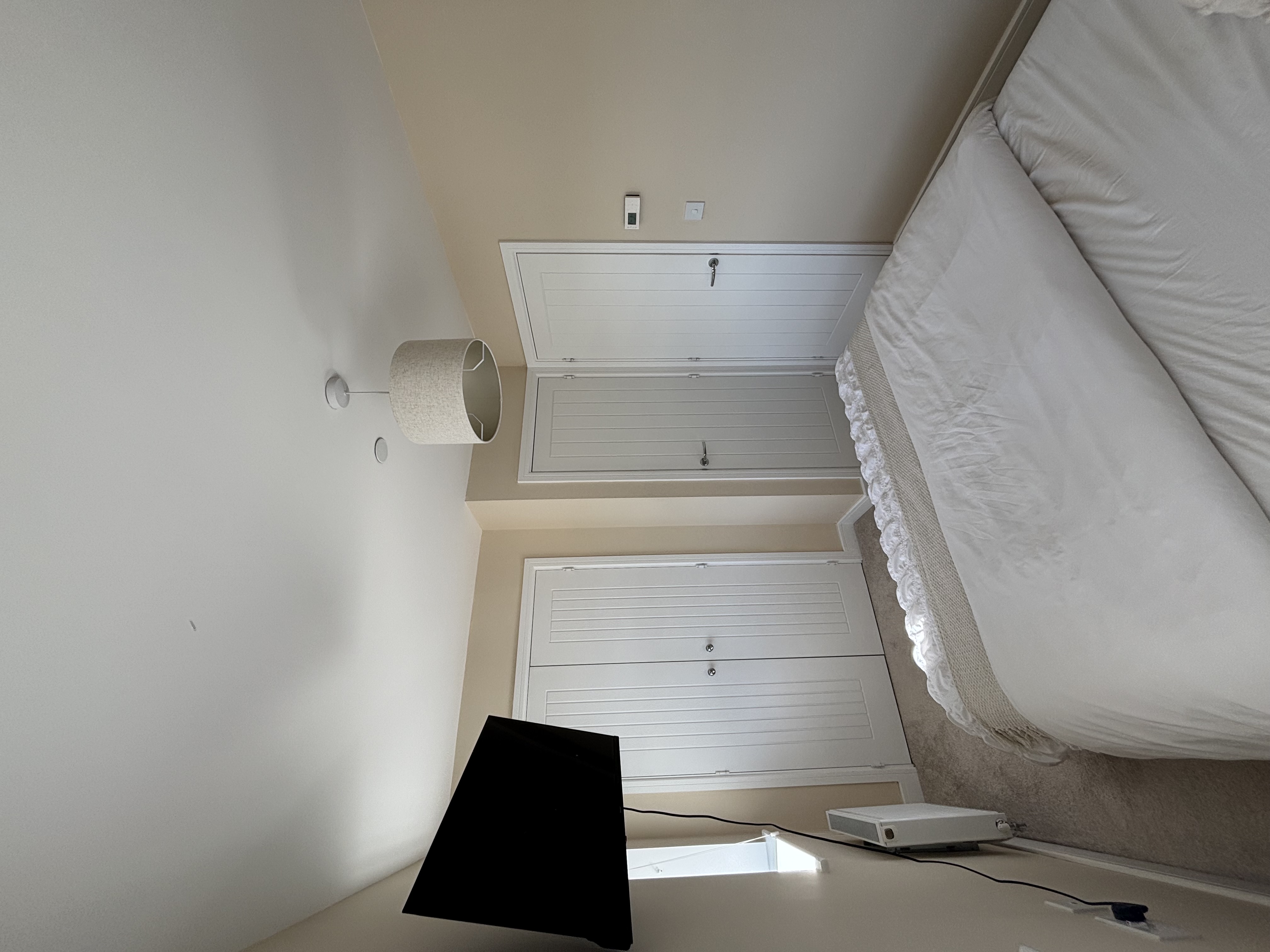 12 Fitzhamon Close Master Bedroom