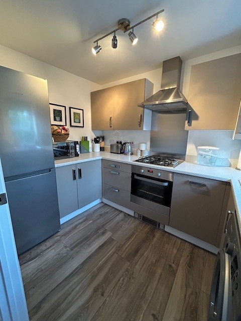 14 Coed Y Ffynnon - Kitchen