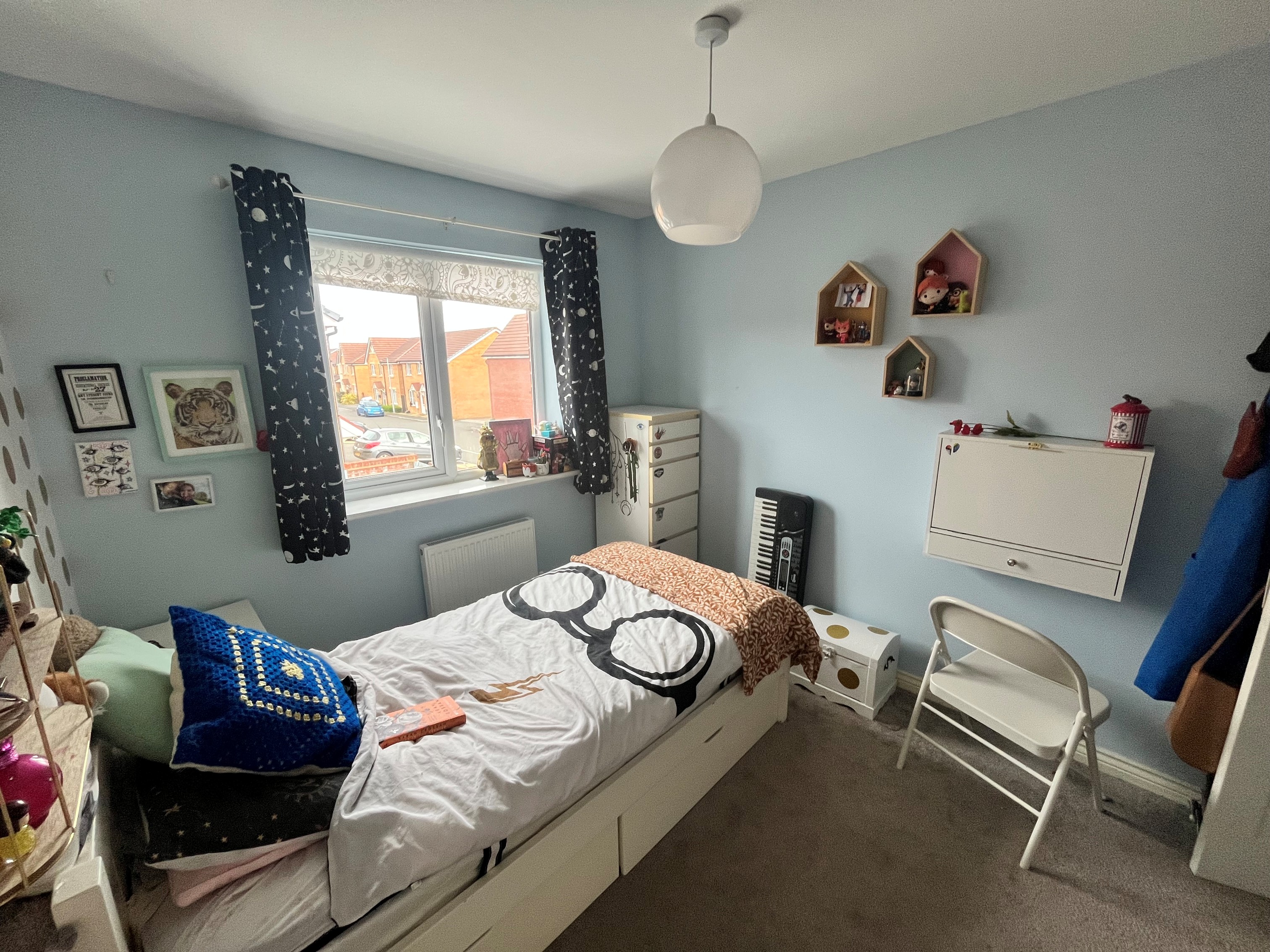 Bedroom4