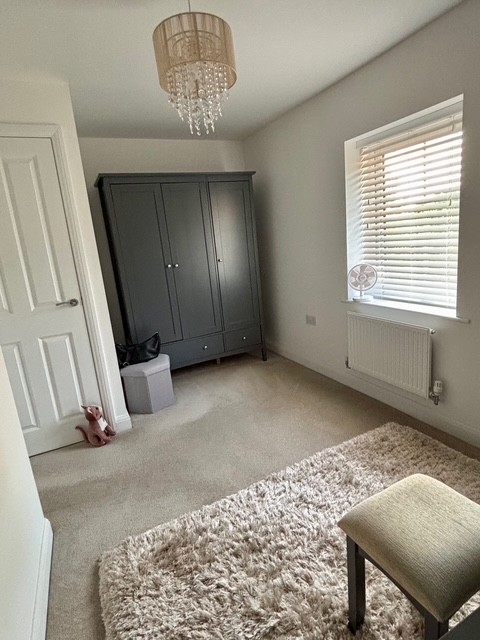 27 Clos Yr Ysgol - Bedroom 2 (2)