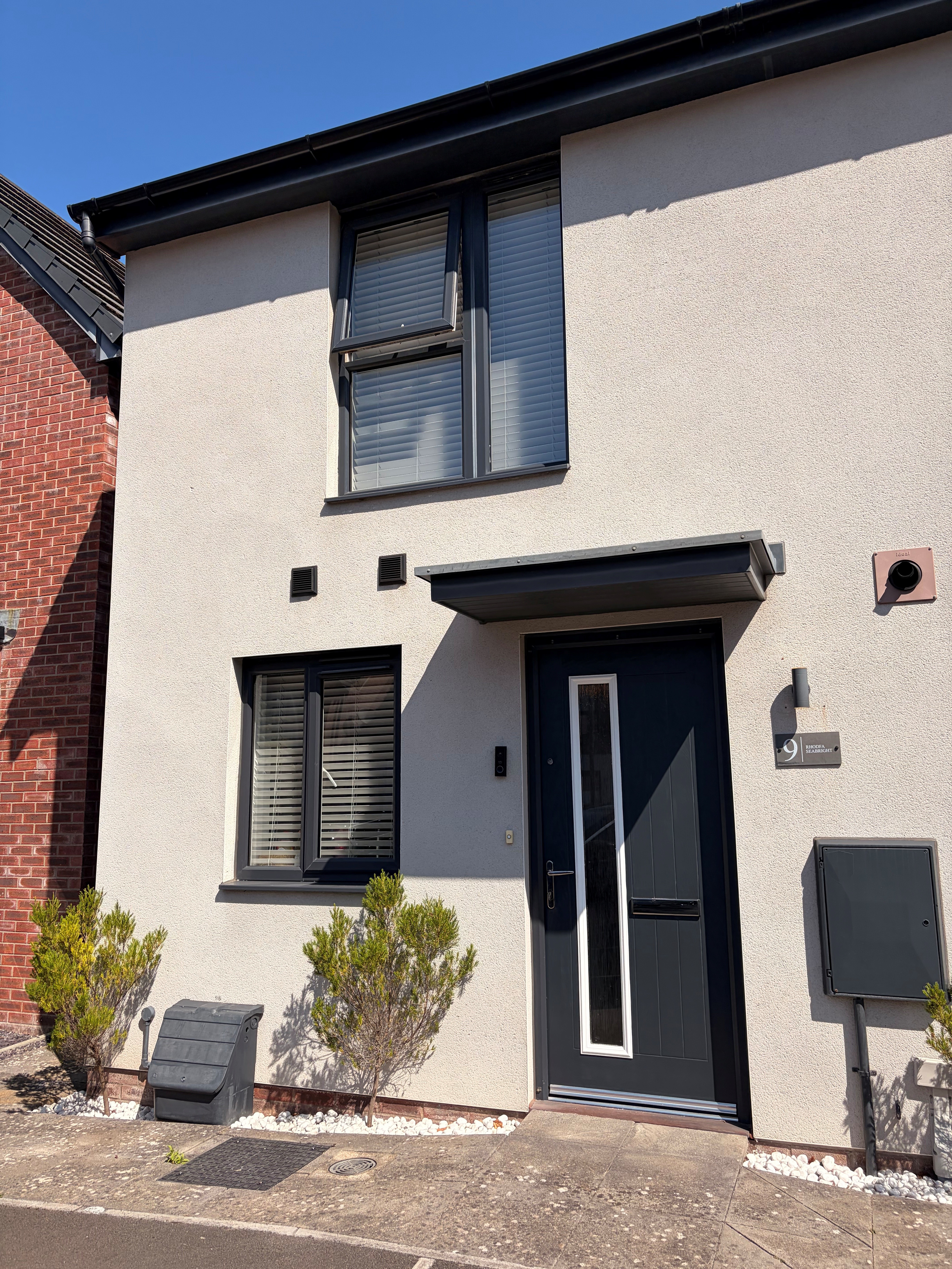 0 Front Elevation 9 Rhodfa Seabright