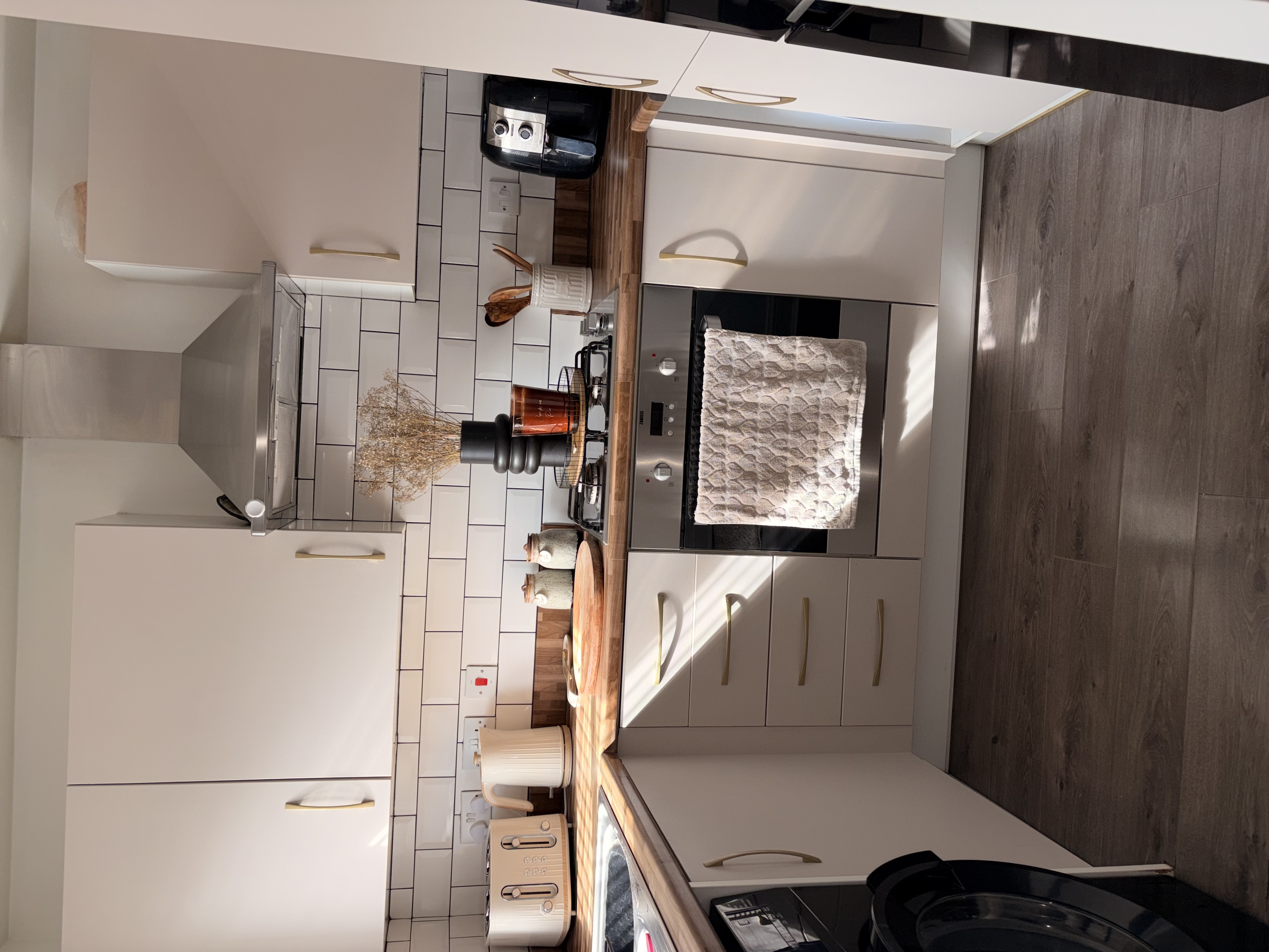 03 Kitchen 9 Rhodfa Seabright