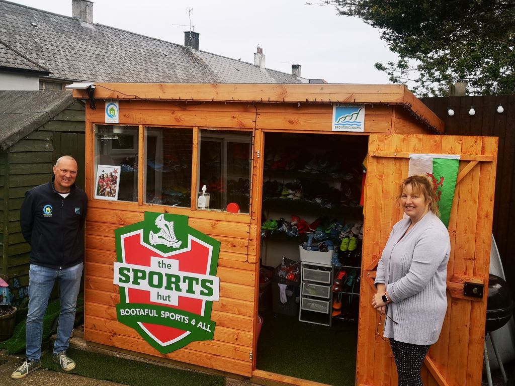 Sports Hut Sign & Shed