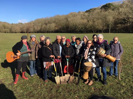 Choir tree planting meadow