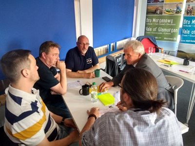 Cllr Thomas hosts a discussion at the summit