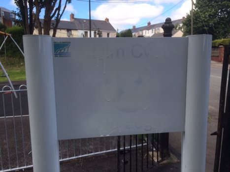 Vandalised-Sign[1]