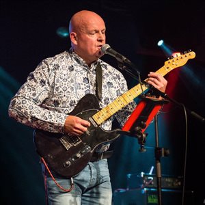 Miles-Punter-Playing-Guitar