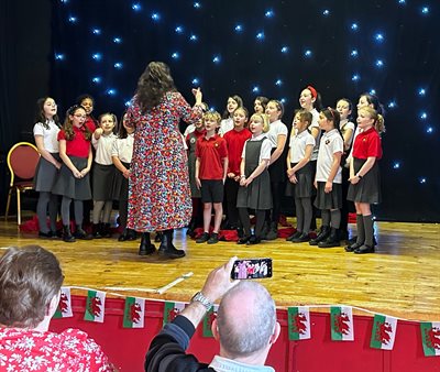 Gwyl Gymreig Choir