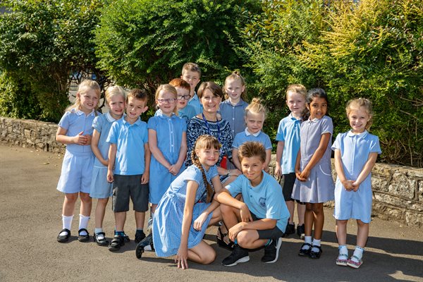 Cogan school posing
